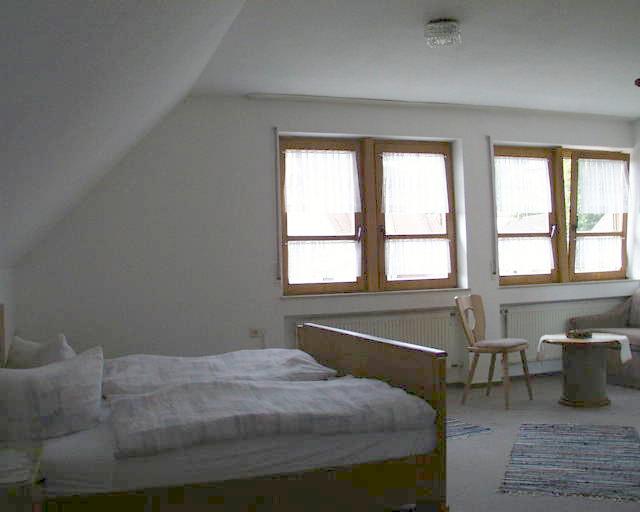 hotel07.JPG (15845 Byte)