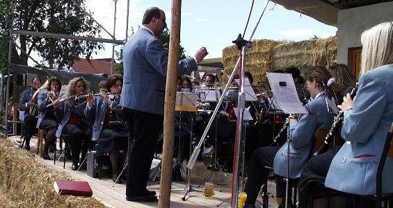 pferdehof09.jpg (48392 Byte)
