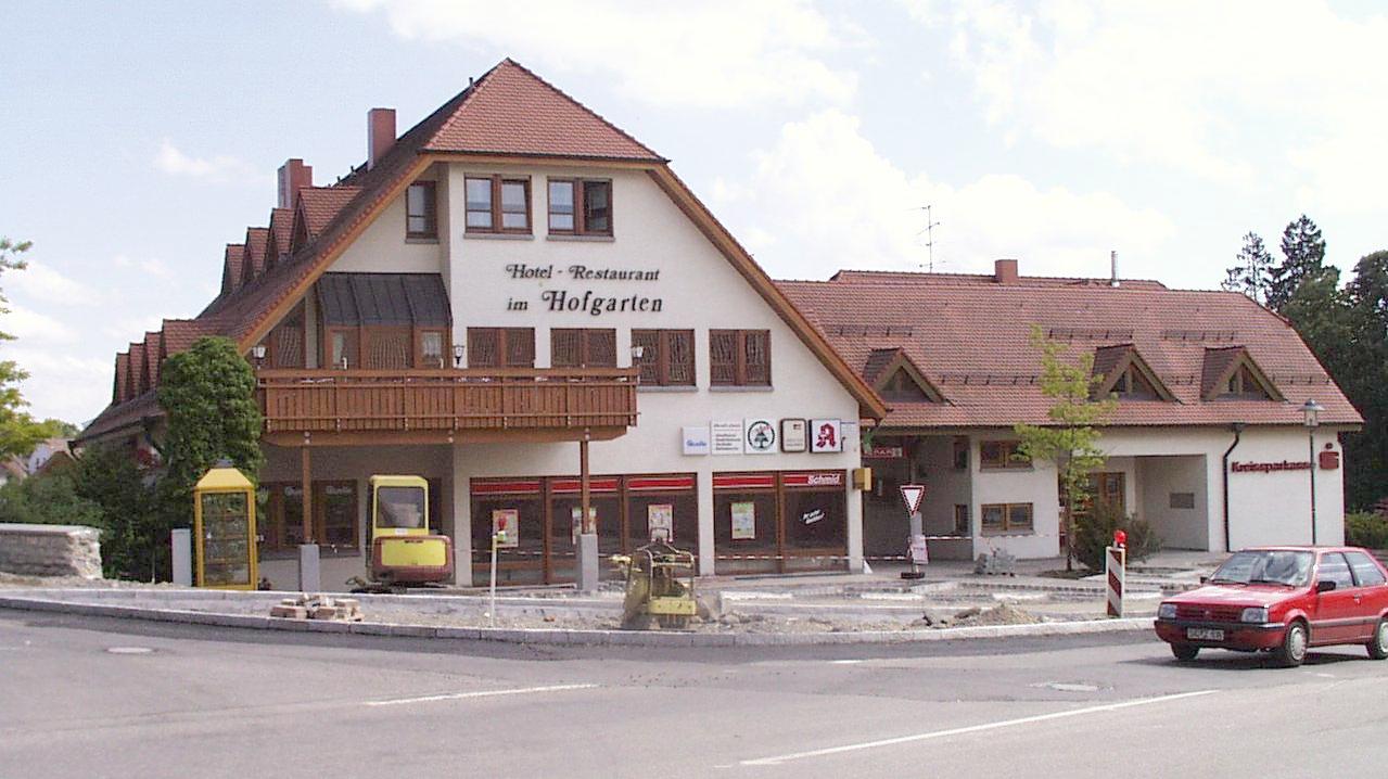 scheerhofgarten.jpg (127046 Byte)